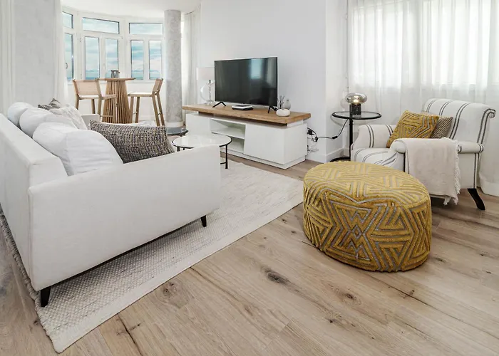 Eb4a - Frontline Lägenhet *